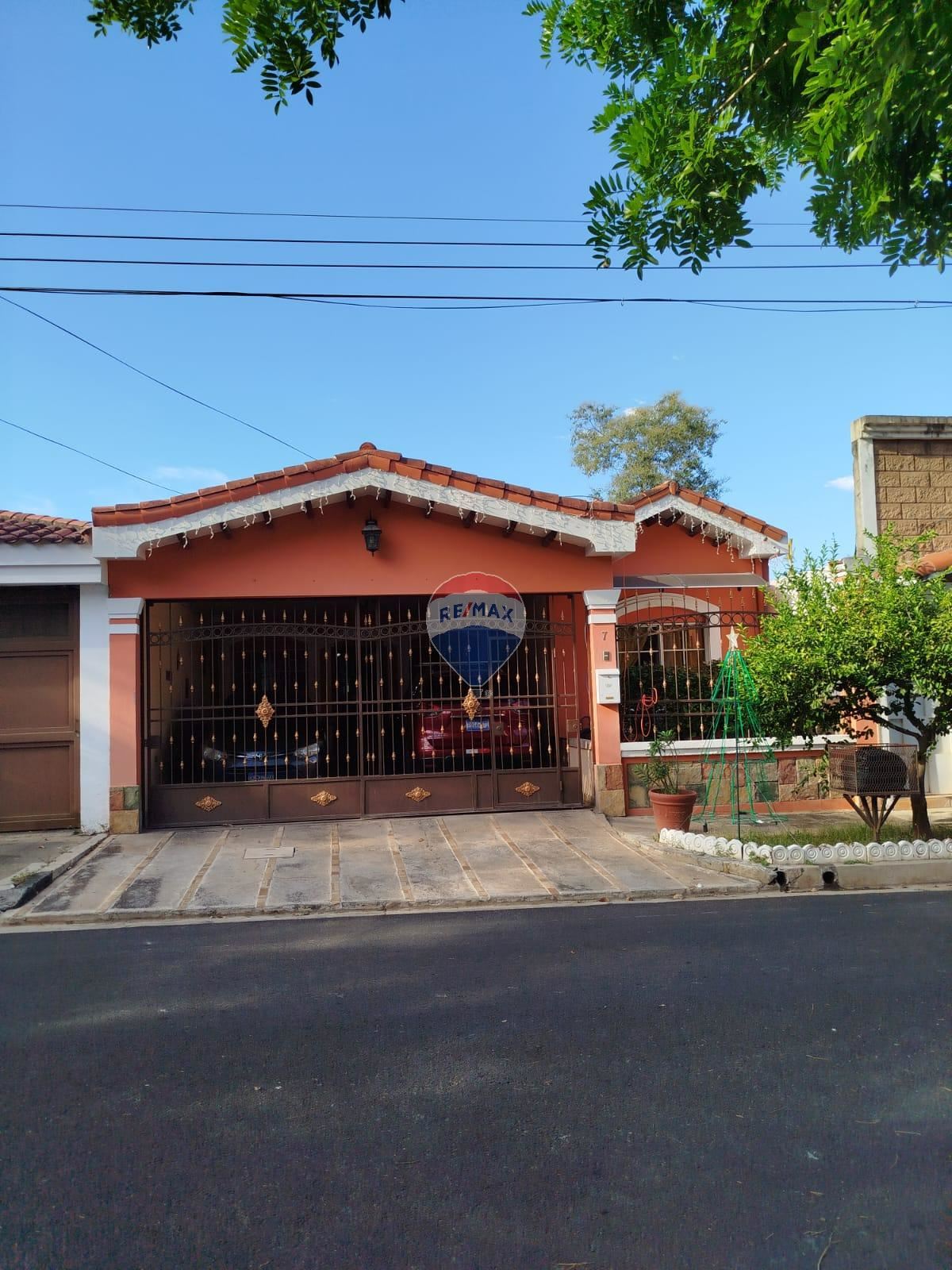 House for sale in El Sitio 2 San Miguel Residential